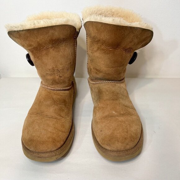 UGG Shoes - UGG Australia Boots Womens US Size 7 Brown Suede Shearling Bailey Button 5803